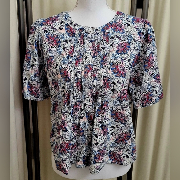 Evereve Tops - Evereve Purple, Blue & White Floral Print Pintuck Blouse | Size Medium